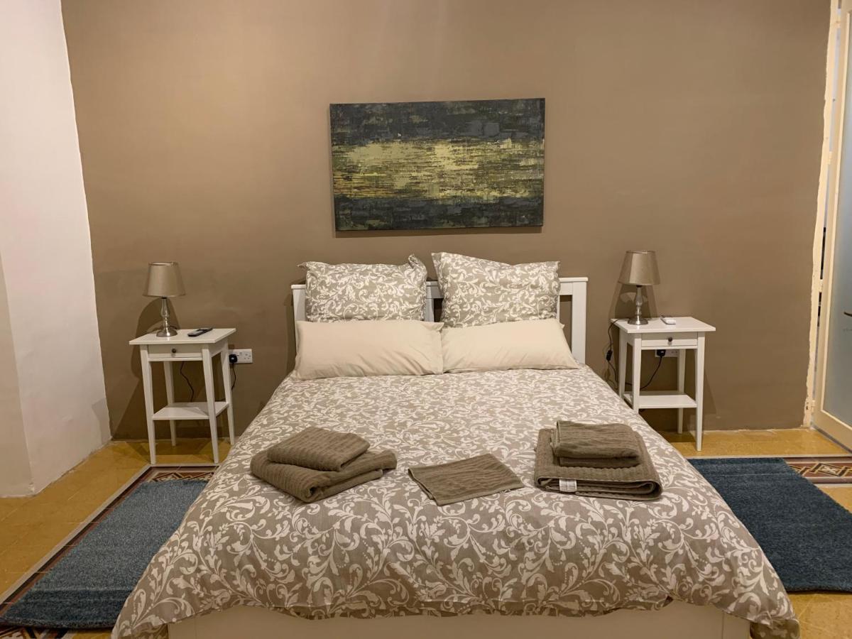 4 Bedroom Apartment In Sliema Near The Sea Εξωτερικό φωτογραφία