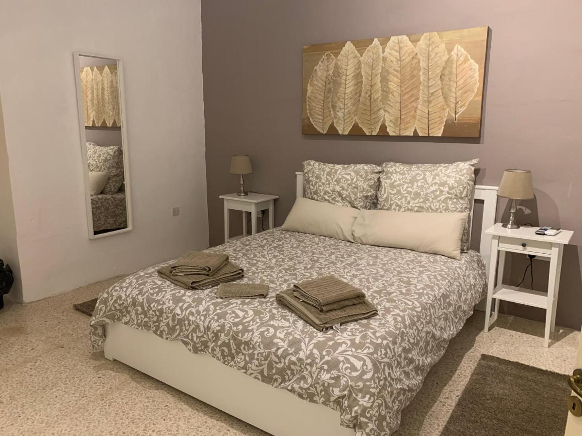 4 Bedroom Apartment In Sliema Near The Sea Εξωτερικό φωτογραφία